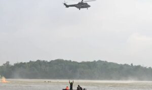 detik-detik-menegangkan-evakuasi-pi