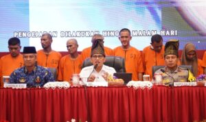 100-calon-pmi-terlantar-di-riau-dis