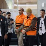 KPK-Tahan-2-Tersangka-Dugaan-TPK-Pembagian-Kuota-Ibadah-Haji-Indonesia-Tahun-2023-2024-image_large